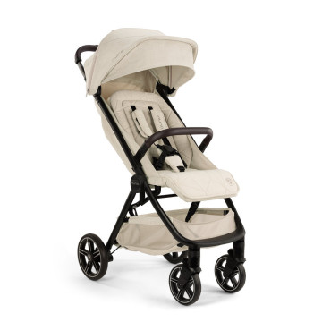Poussette compacte TRVL lx Nuna x BMW Nuna côté 1