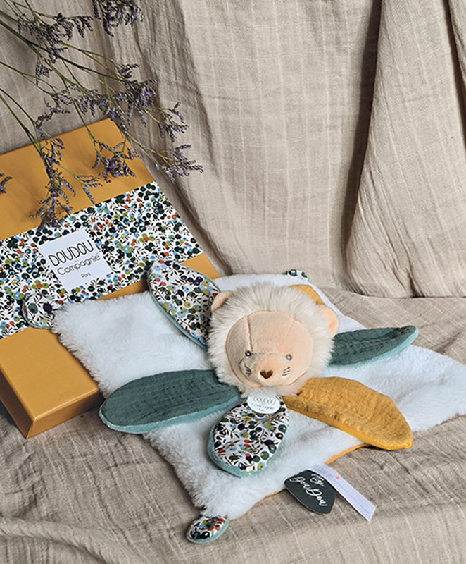 Doudou Lion avec pétales BOH'AIME Ambiance