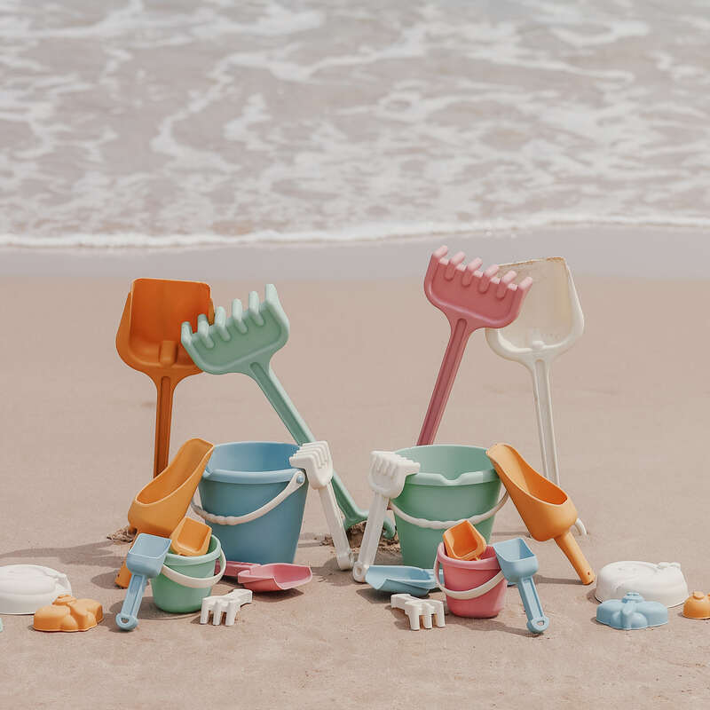 Ensemble de 4 moules de plage Eco Miniland lifestyle4