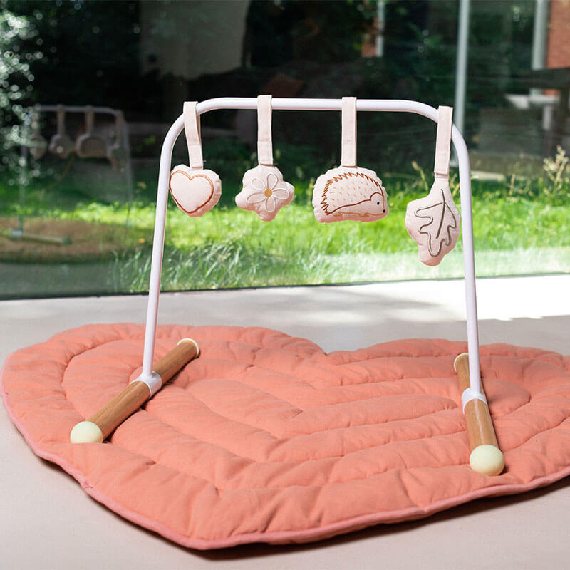 Ensemble de 4 jouets Forest pour arche d'éveil Childhome
ambiance