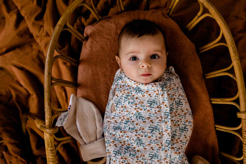 Gigoteuse d'emmaillotage 2en1 0-3 mois 55 cm Gaspard et Lily Candide lifestyle