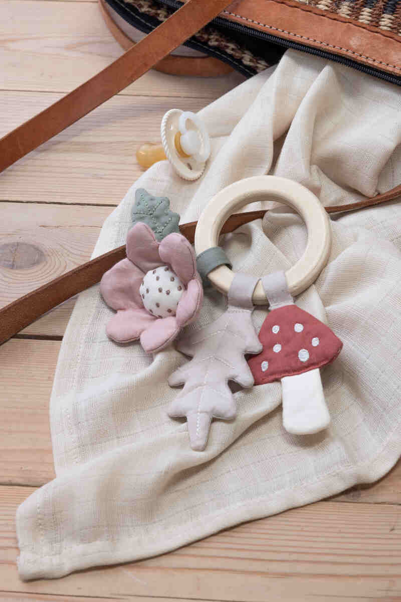 Hochet forêt rose coton bio Sebra lifestyle