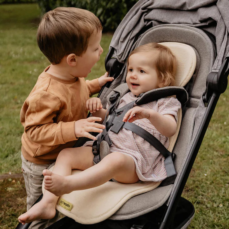 Housse Aeromoov Air Layer poussette Vanilla Aeromoov lifestyle 1