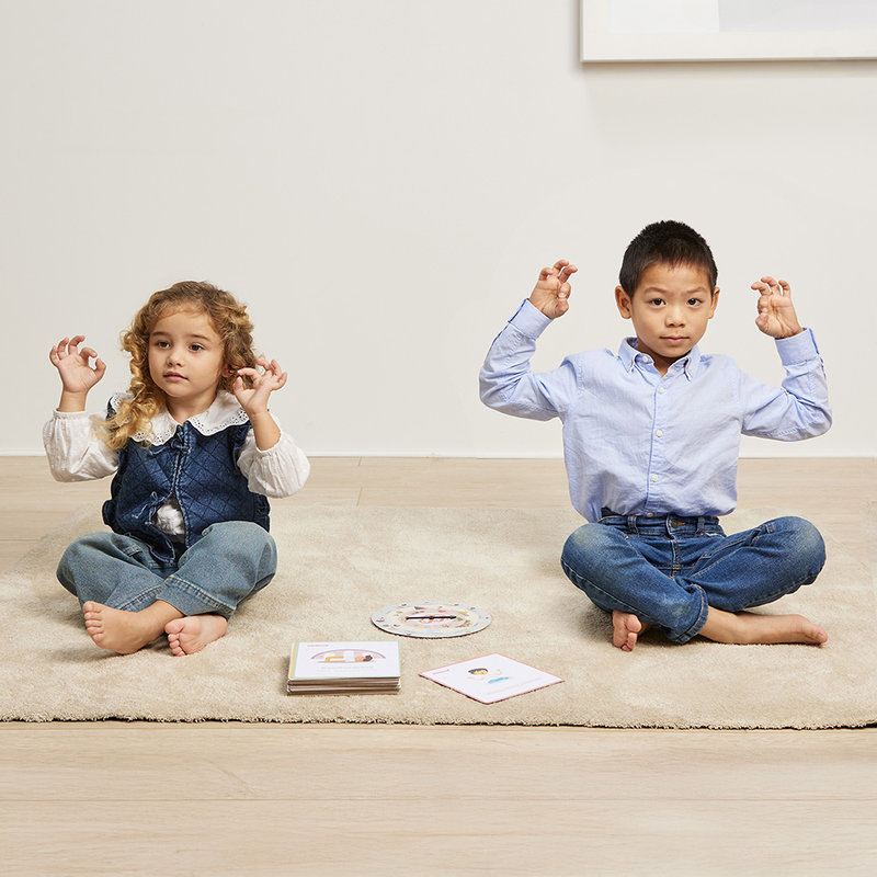 Jeu de yoga Spin & Chill Miniland lifestyle 3