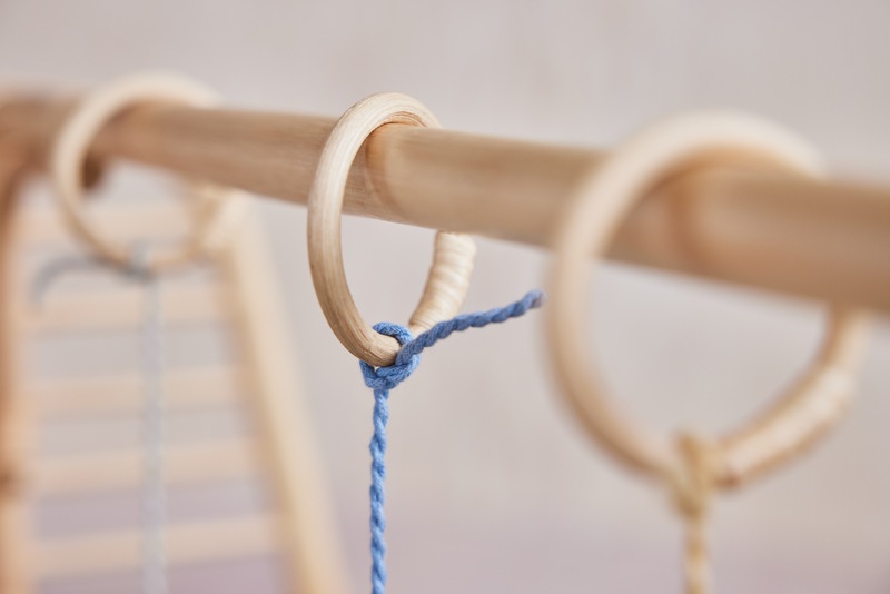 Jouet pour arche d'éveil Dino Beige / Saffron / Aqua Blue Oyoy lifestyle