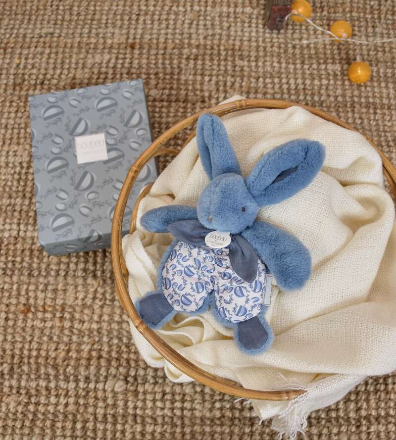 Lapin Petit Doudou DOUDOU ET COMPAGNIE lifestyle4