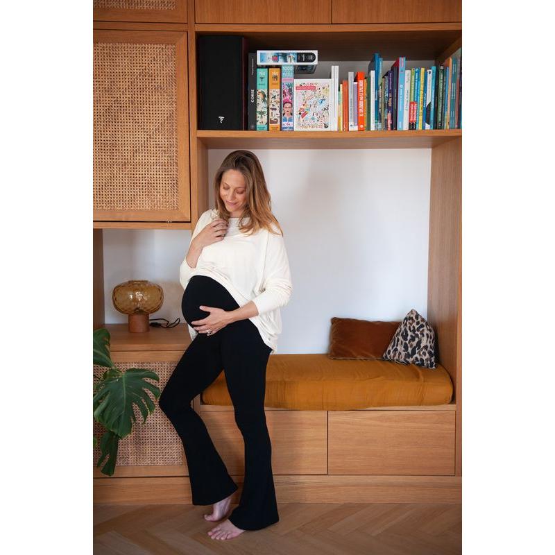 Legging de grossesse sans coutures évasé Noir L/XL MAMA HANGS lifestyle 1