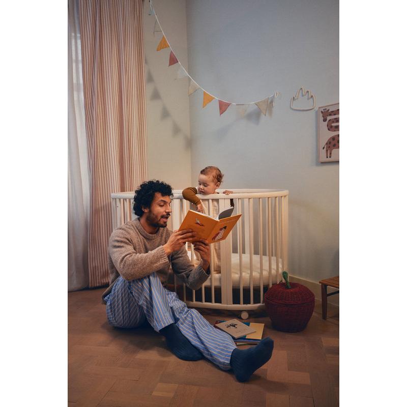 Lit bébé Sleepi V3 2026 STOKKE lifestyle 2
