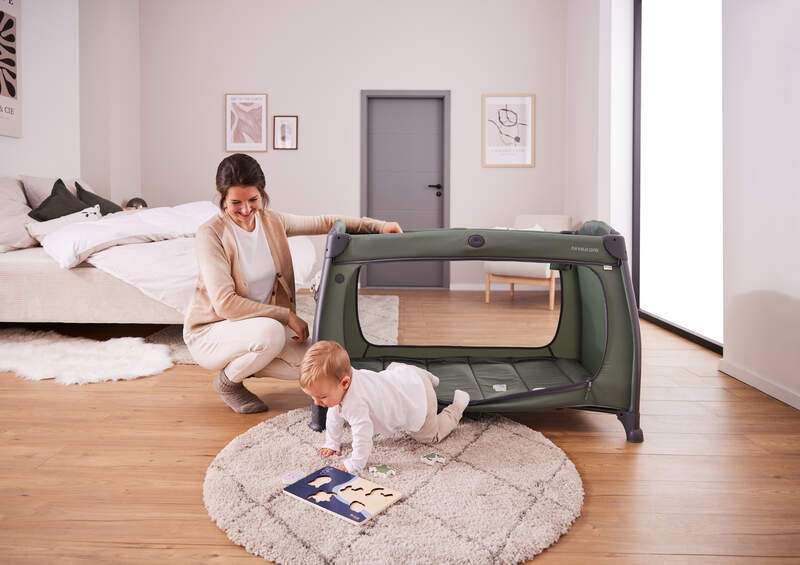 Pack lit parapluie Play N Relax center + drap housse Hauck lifestyle 2