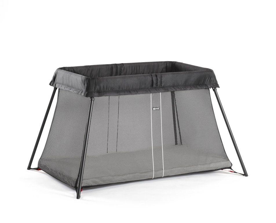 Pack Lit Parapluie Light Babybjorn + drap housse Babybjorn noir
