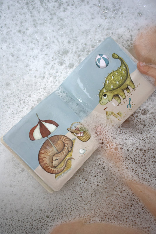 Livre de bain - Dino Beach Filibabba lifestyle 1