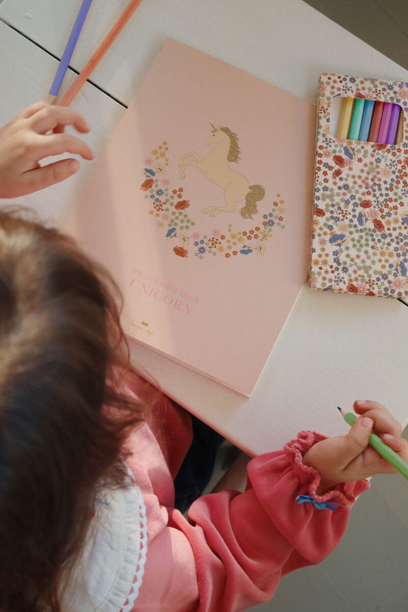 Livre de coloriage et crayons Licorne KONGES lifestyle