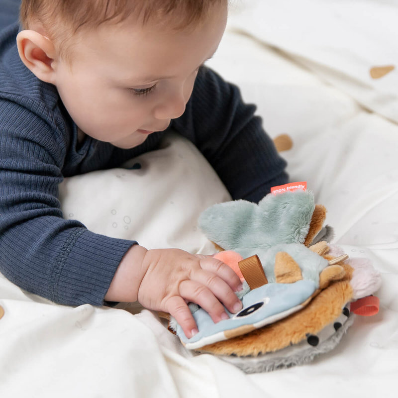 Livre d'éveil sensoriel Sea friends Multicolore Done By Deer lifestyle 2