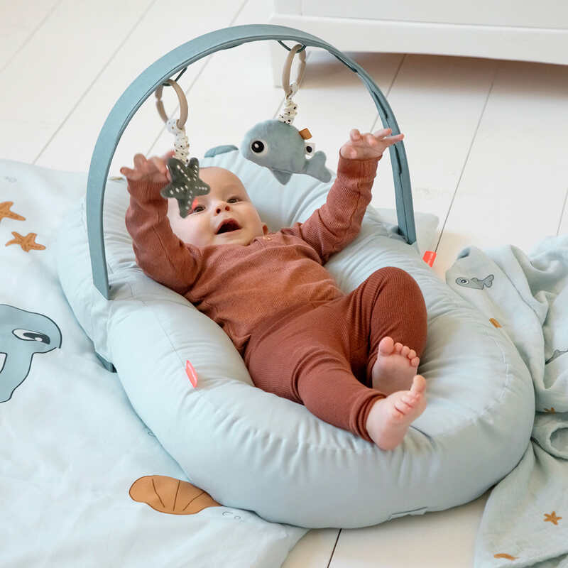 Lot de 2 Jouets d'éveil à suspendre Wally Bleu Done by Deer lifestyle