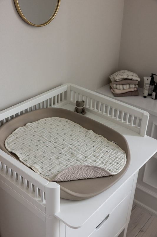 Lot de 2 serviettes réversibles pour matelas à langer en mousseline, Sophora Sebra lifestyle 1