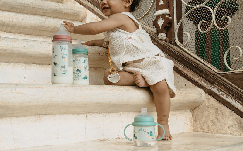 Lot de 2 tétines pour biberons Sxpro Débit S 0M+ Suavinex lifestyle