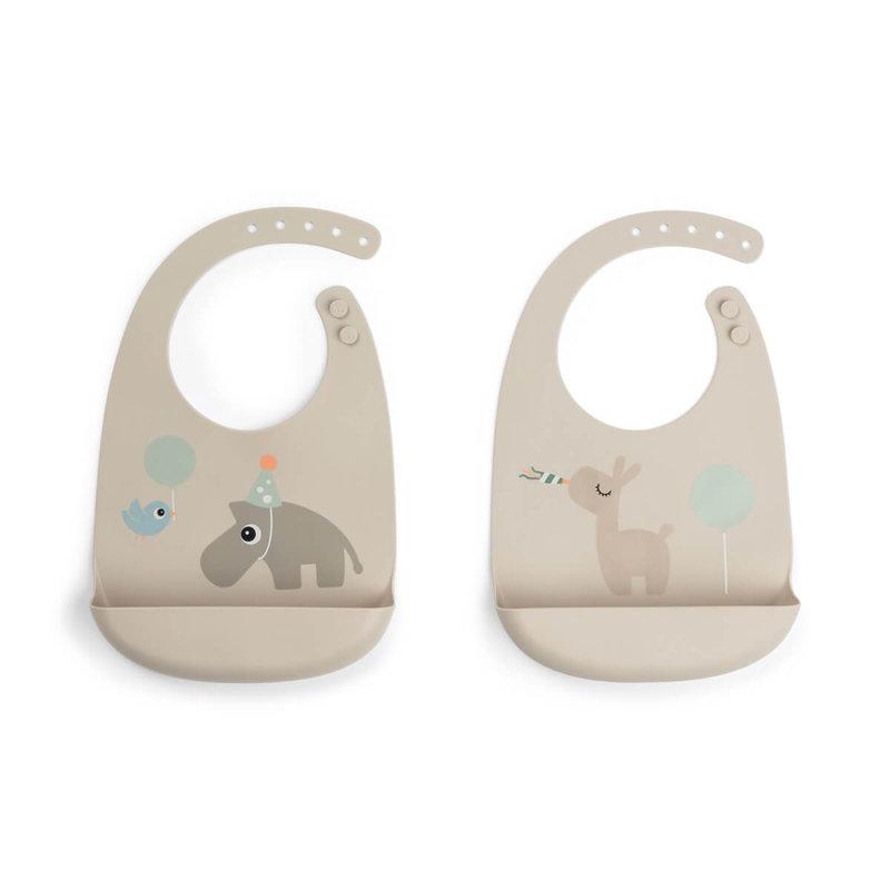 Lot de 2 bavoirs en silicone Celebration Sable Done By Deer face