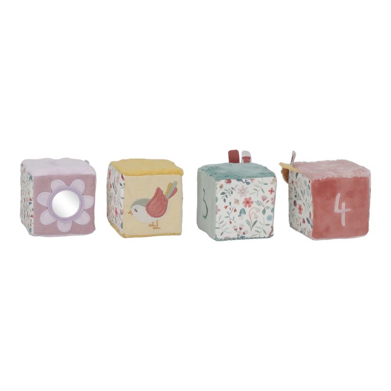 Lot de 4 cubes doux Fairy Garden Little Dutch cubes alignés