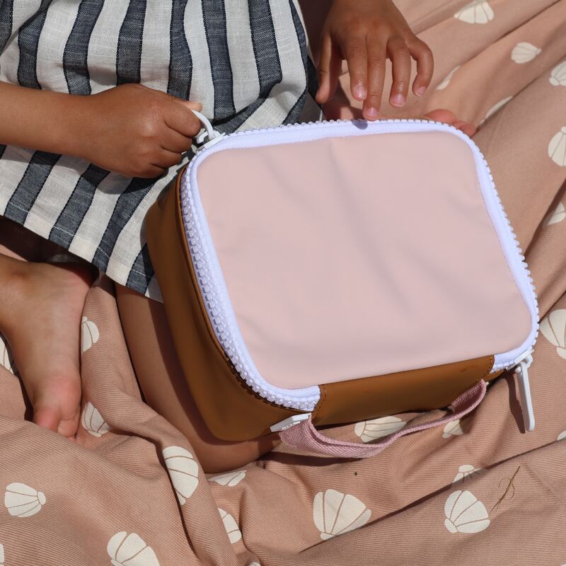Lunchbox Isotherme Faro BEABA Produit lifestyle3
