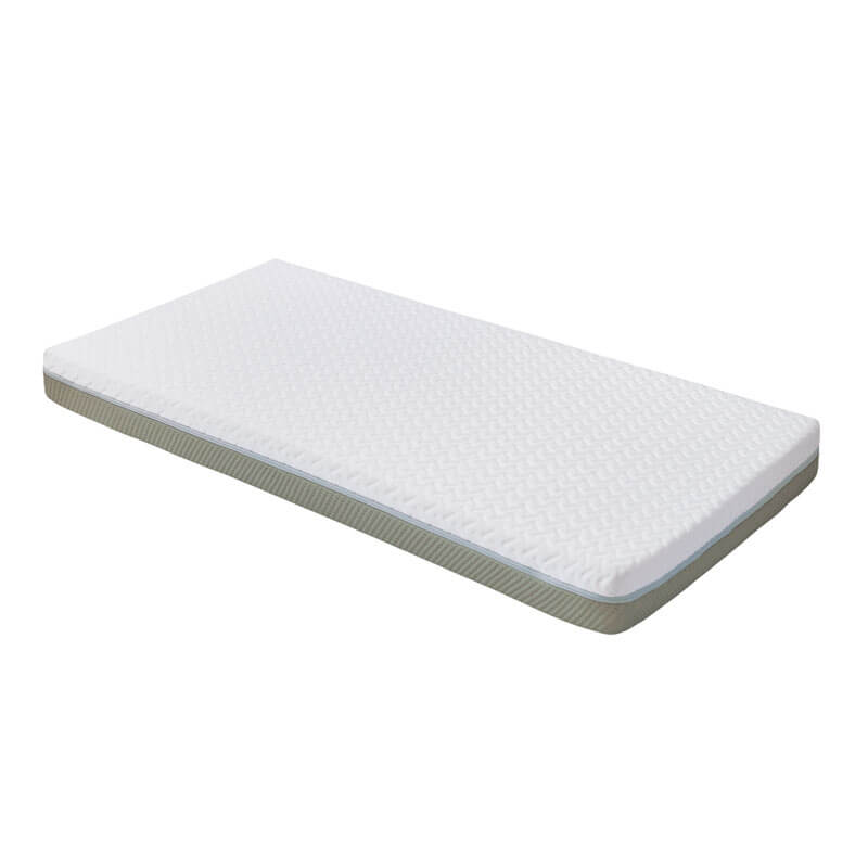 Matelas Aloé vera déhoussable Candide couché