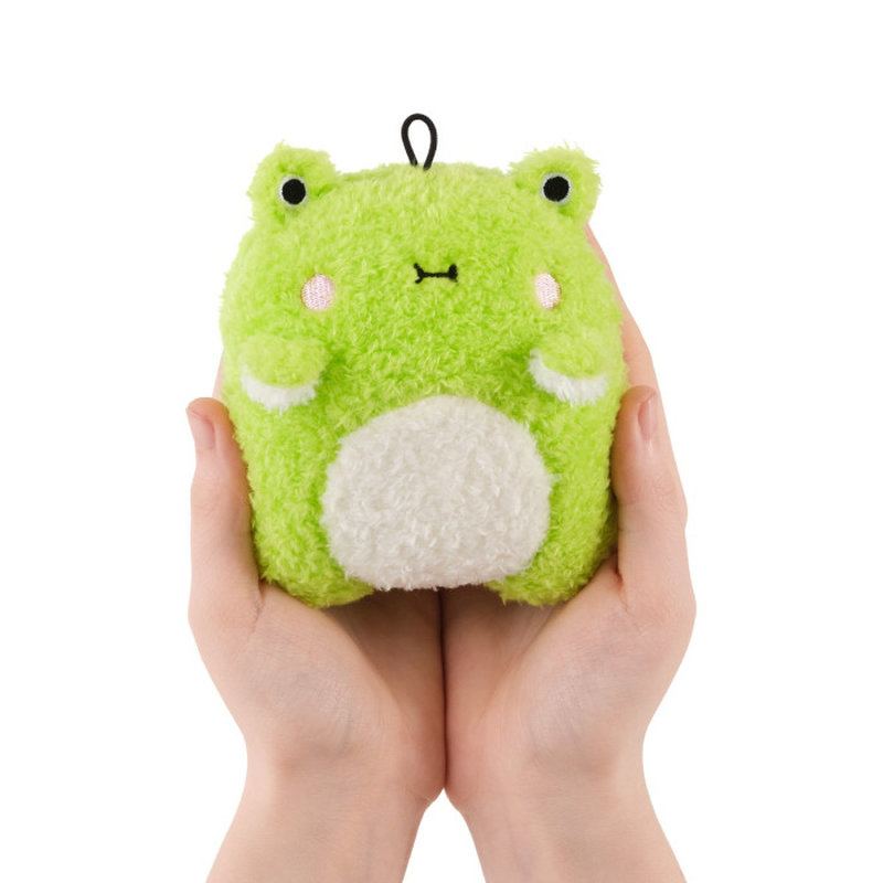 Mini peluche Riceribbit Grenouille Noodoll dans mains