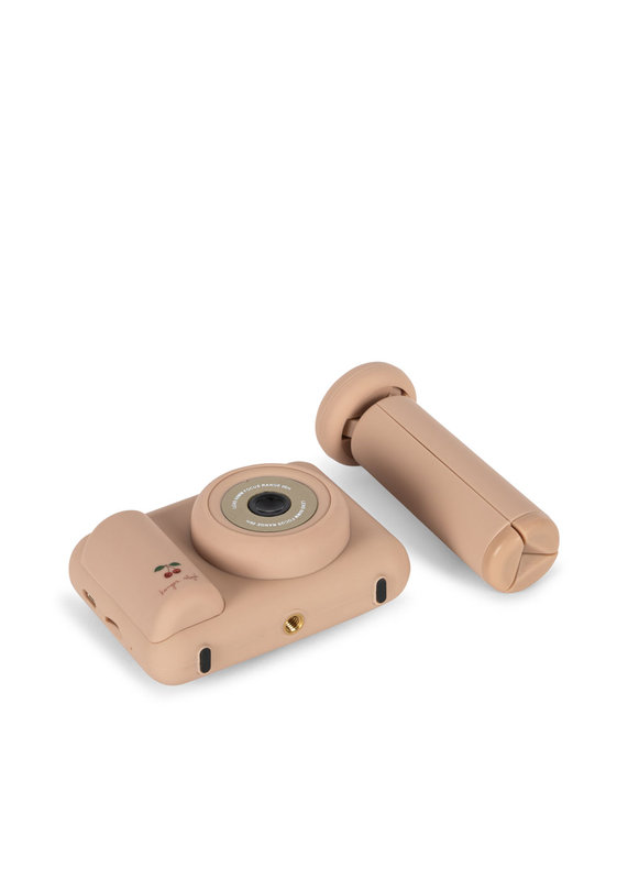 Mon premier appareil photo Cerise Konges Slojd dévisé 