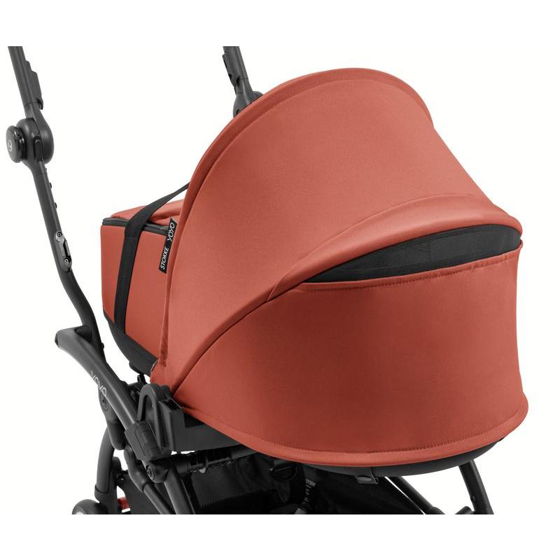 Nacelle YOYO 5 Berry STOKKE de dos fenetre ouverte