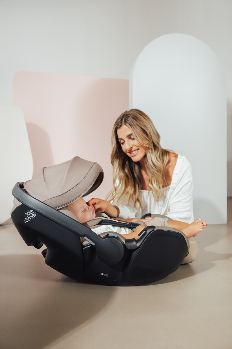 Pack Baby-Safe Pro + Dualfix 5Z + Vario Base 5Z Britax lifestyle