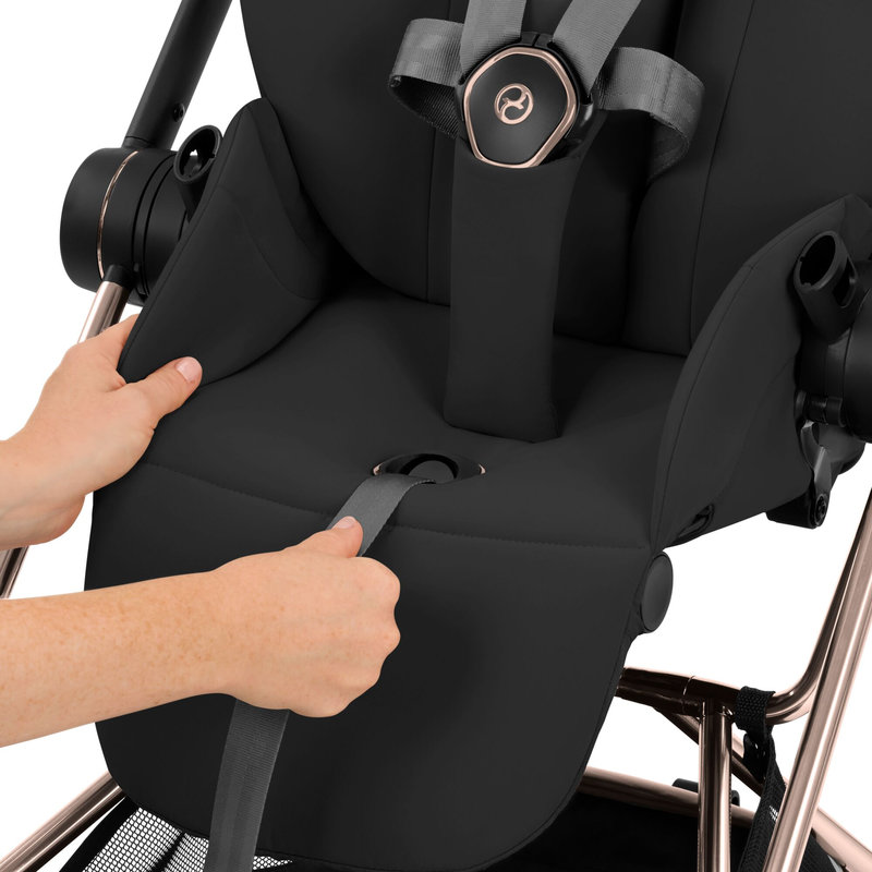 Pack duo Poussette citadine Mios Confort 2026 avec nacelle pliable Châssis Rose Gold Sepia Black Cybex harnais