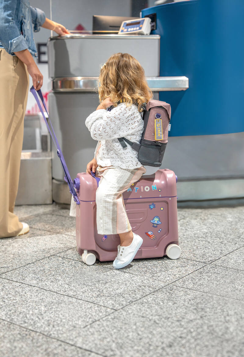 Pack JetKids Valise BedBox + Sac à dos Stokke lifestyle 1