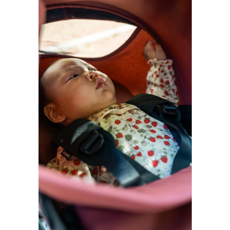 Pack Nouveau-Né YOYO 5 Berry STOKKE lifestyle 2