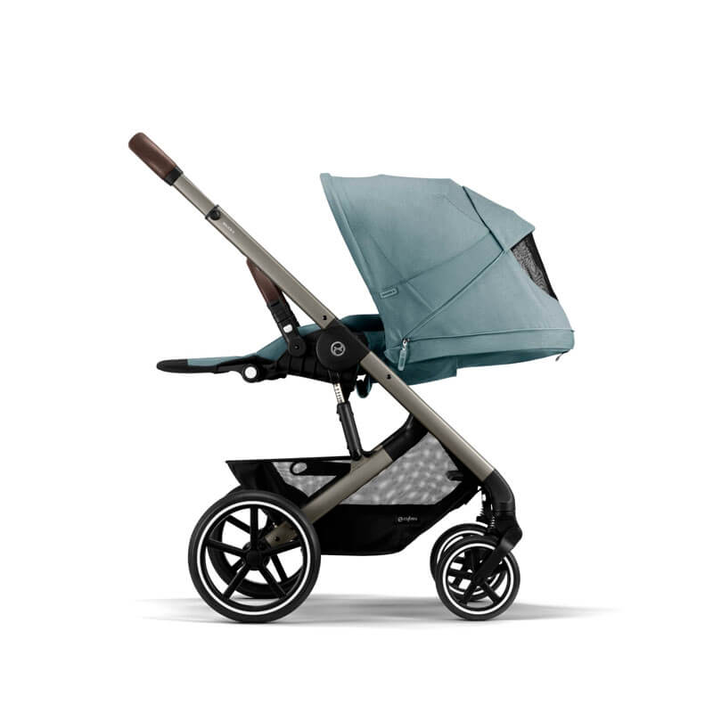 Pack poussette Balios S Lux 2 + siège-auto Cloud Z2 i-Size Cybex allongée