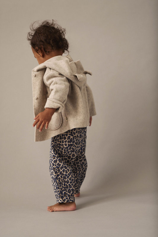 Pantalon Atena imprimé léopard en twill Cozmo lifestyle 2