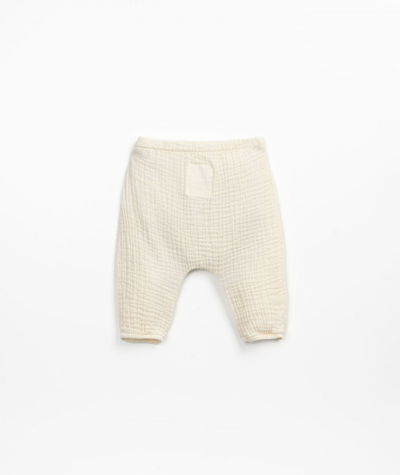 Pantalon en gaze de coton blanc cassé Fiber Play Up arriere