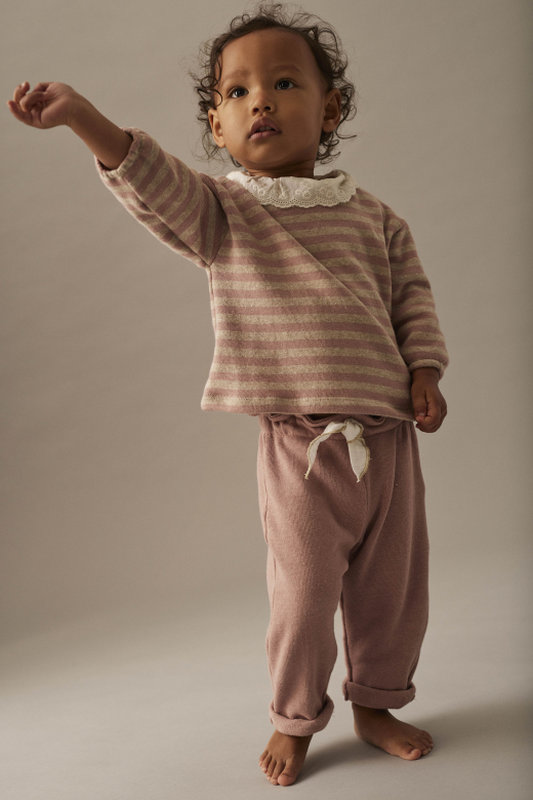 Pantalon Sicilia Rose 12M Cozmo lifestyle 