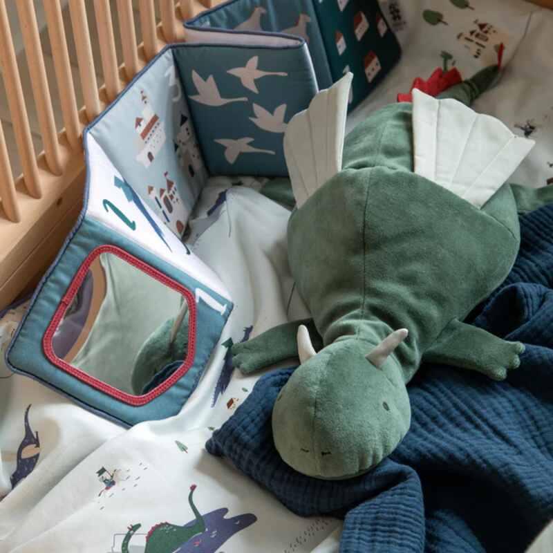 Peluche Blaze le Dragon Sebra contexte