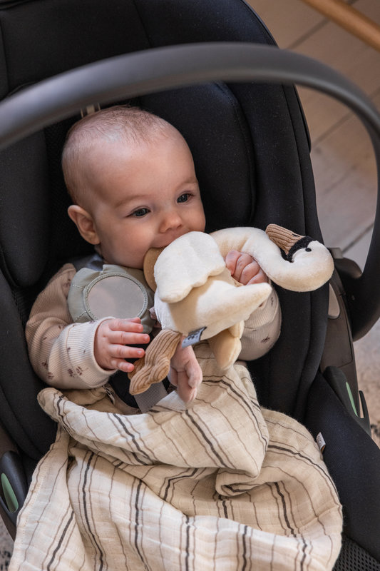Peluche d'activité à suspendre Cygne Sebra lifestyle 4