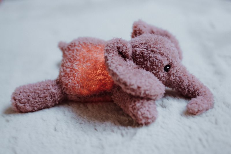 Peluche Lumineuse George Flow Amsterdam lifestyle 2