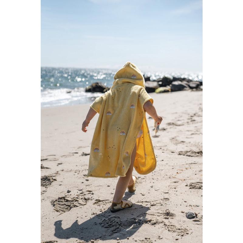 Poncho brodé GOTS – La plage des licornes FILIBABBA lifestyle 5