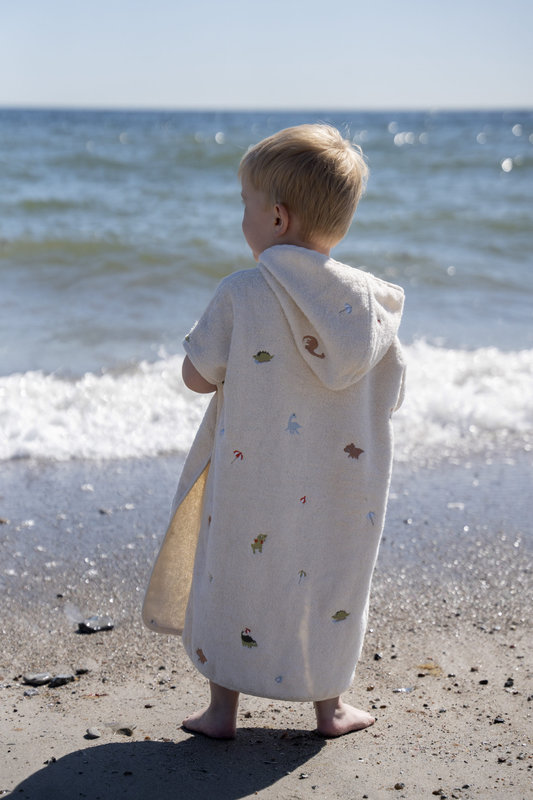 Poncho de plage brodé GOTS - Dino Beach Filibabba lifestyle 2
