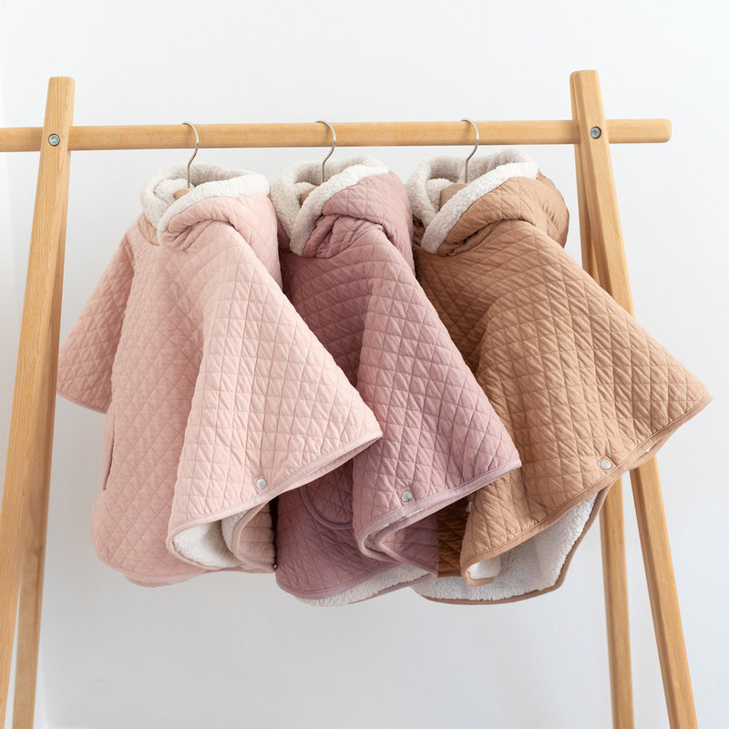 Poncho de voyage 9-36m Pady quilted + teddy Beige Bemini lifestyle 1