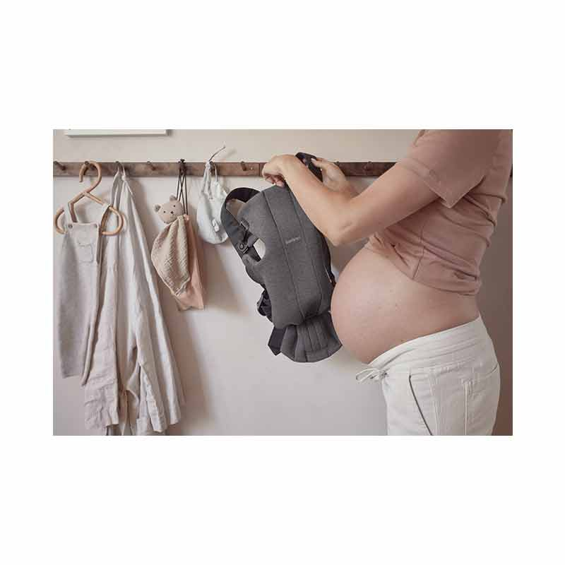 Porte bébé Mini Jersey 3D Gris Charbon Babybjorn grossesse