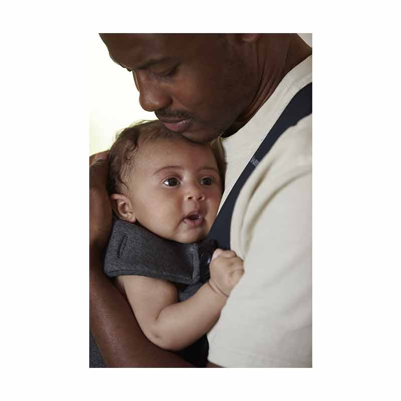 Porte bébé Mini Jersey 3D Gris Charbon Babybjorn detail