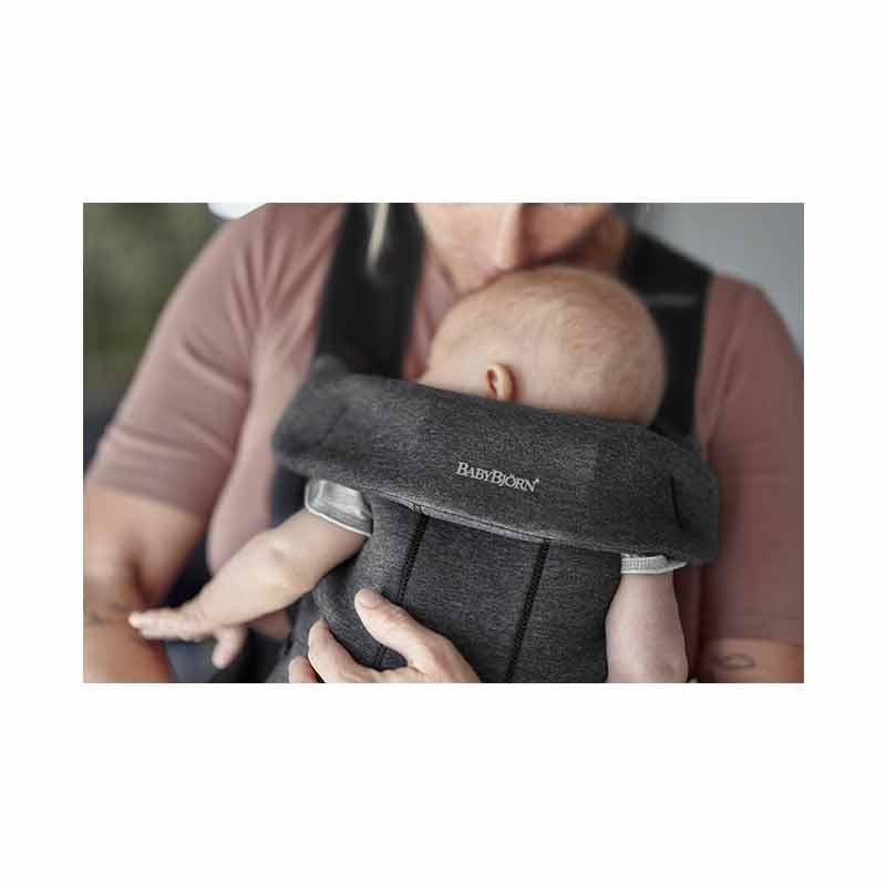 Porte bébé Mini Jersey 3D Gris Charbon Babybjorn detail