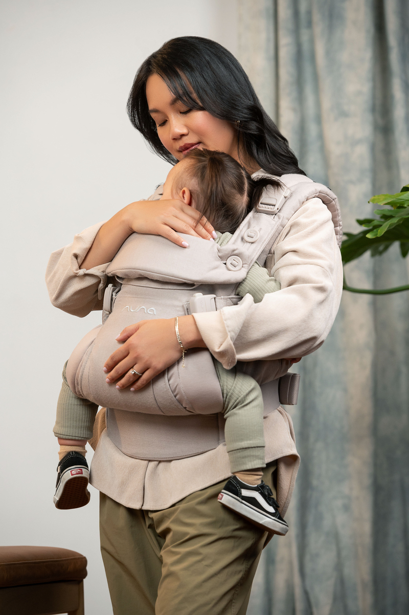 Porte-bébé CUDL Luxe Nuna lifestyle2
