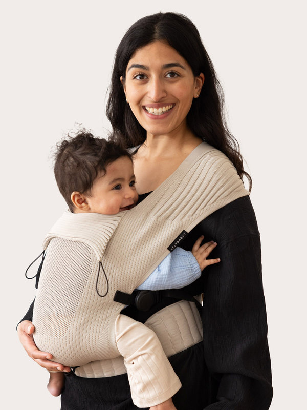 Porte-bébé Flybaby Creme Flybaby lifestyle  