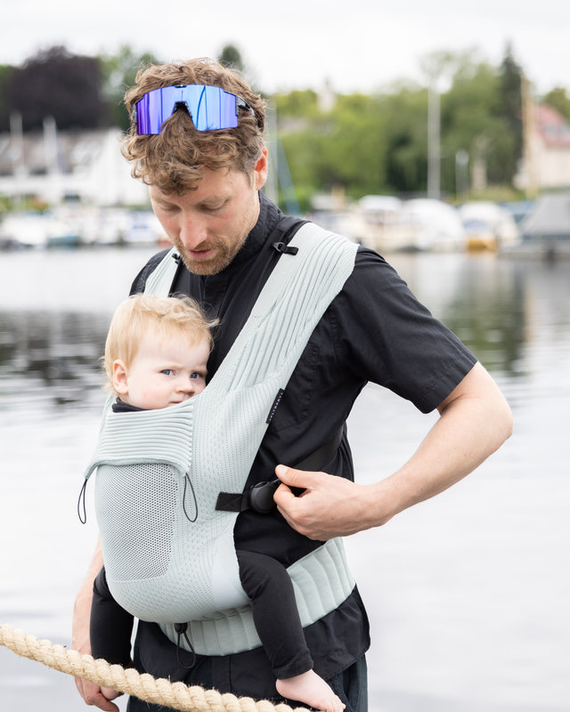 Porte-bébé Flybaby Sage Flybaby lifestyle 4