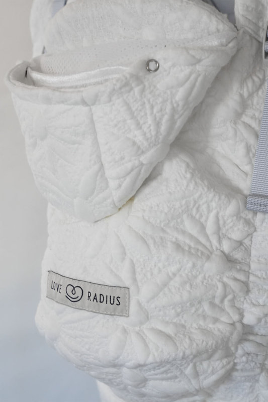 Porte-bébé HoodieCarrier 2 Blossom Love Radius zoom