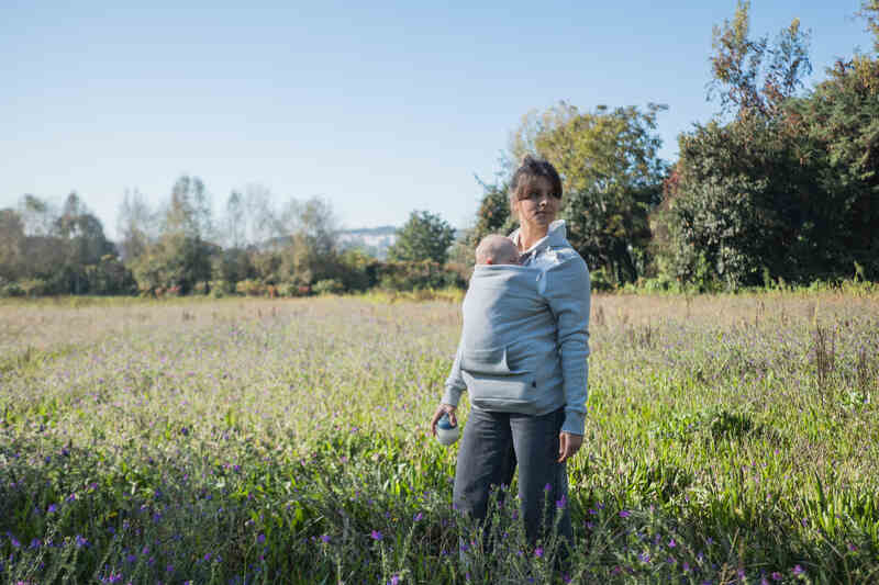 Porte-bébé Sweat-shirt hoodie Motherhood / Fatherhood Gris Chiné L (Homme) Xl (Femme) MAMA HANGS lifestyle8