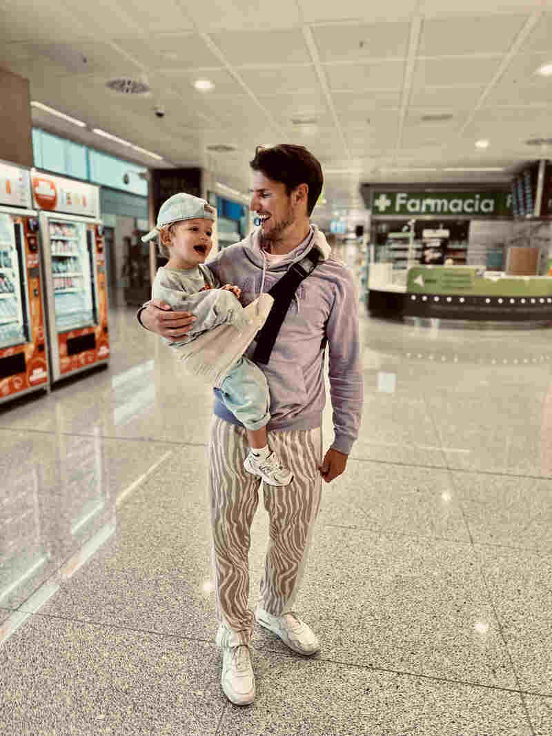 Porte Enfant 9 mois-4 ans Lin Sand Wildride lifestyle5